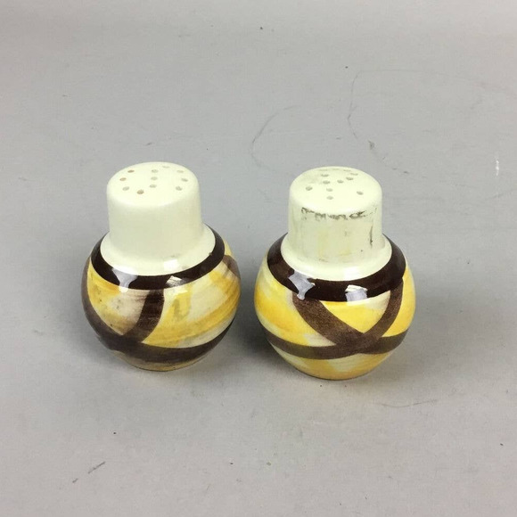 Vernonware Organdie Salt and Pepper Shaker , Creamer, and Bowl Mid Century - Picture 2 of 7